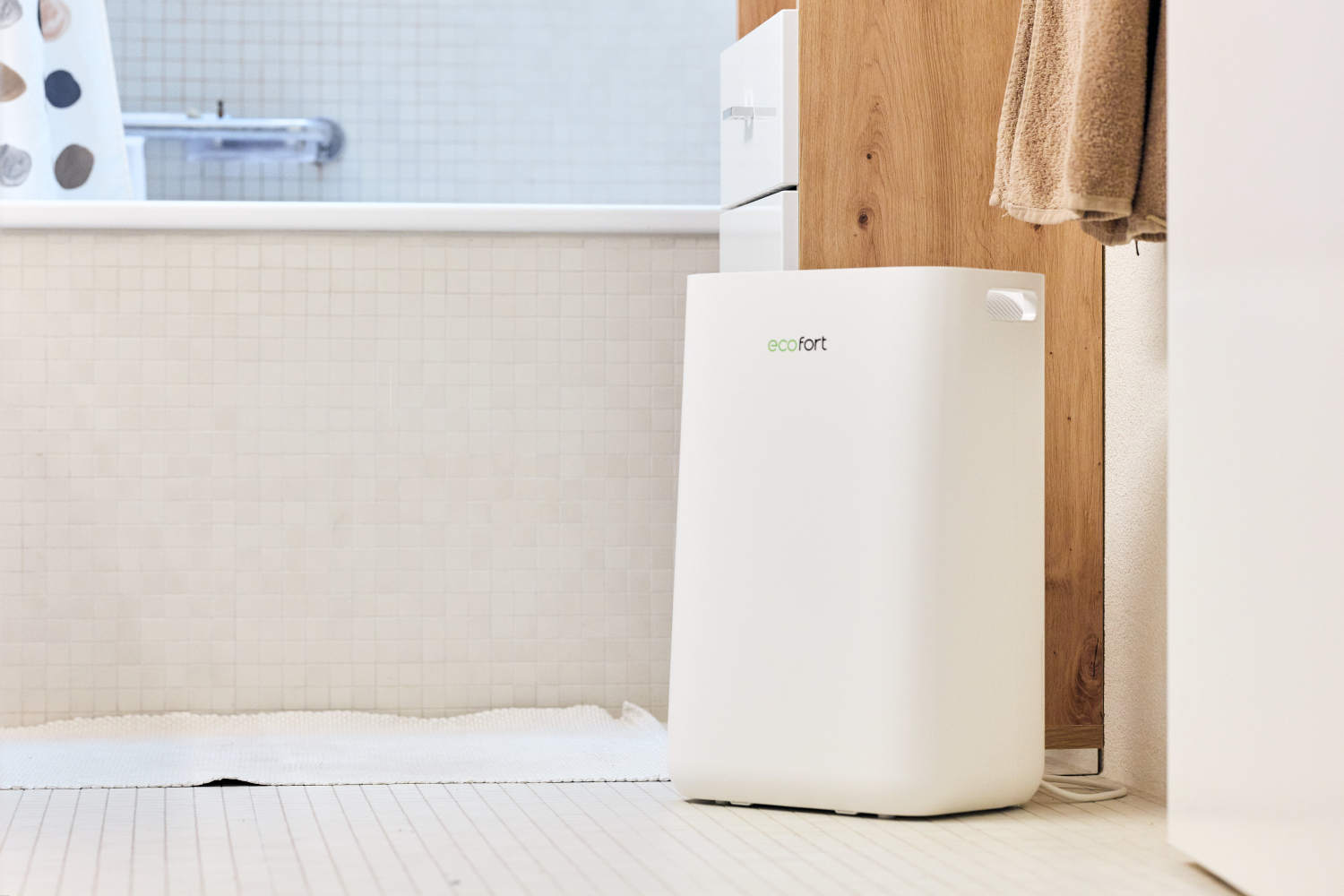 ecoQ DryAir 13L Energy Saver in einem Badezimmer